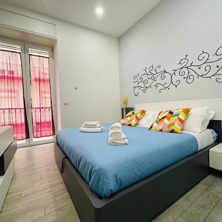 Casa Duomo Apartment เนเปิลส์ ภายนอก รูปภาพ