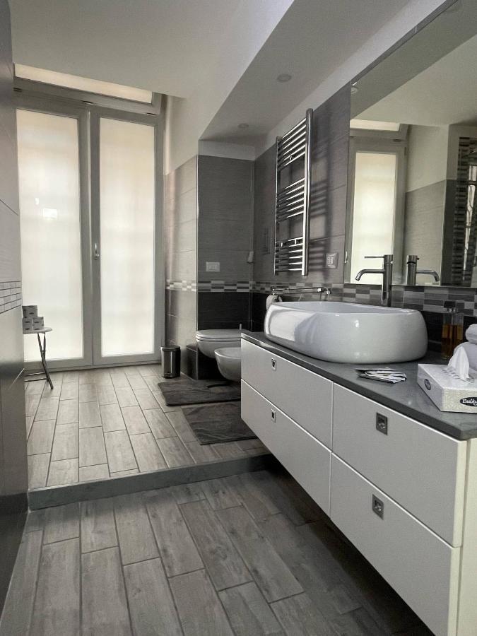 Casa Duomo Apartment เนเปิลส์ ภายนอก รูปภาพ