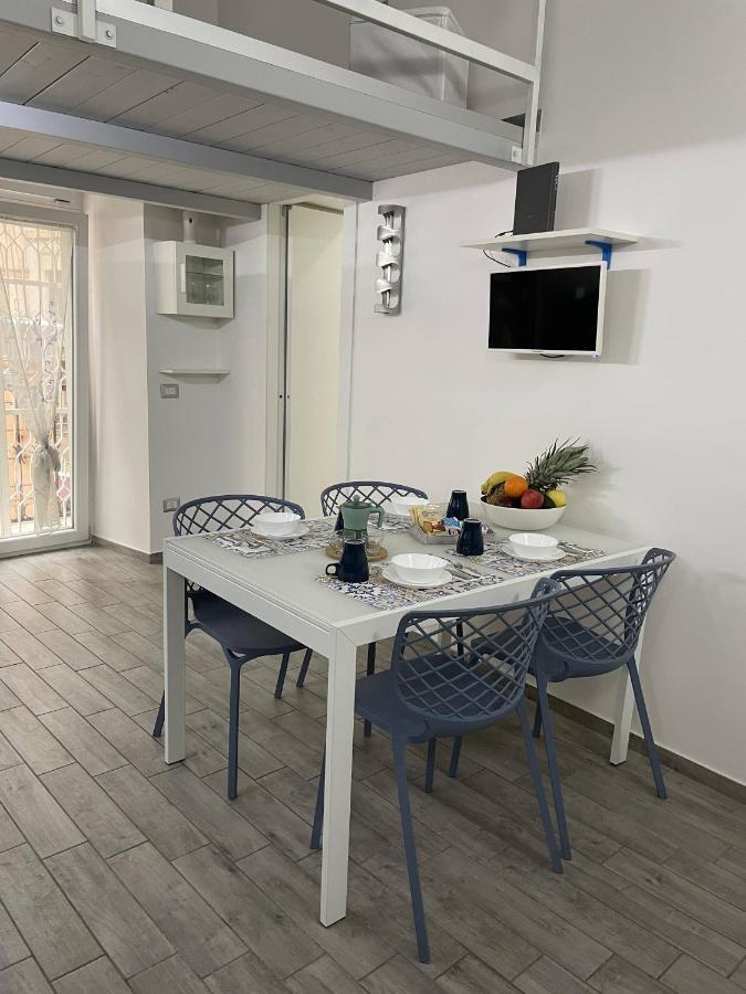 Casa Duomo Apartment เนเปิลส์ ภายนอก รูปภาพ